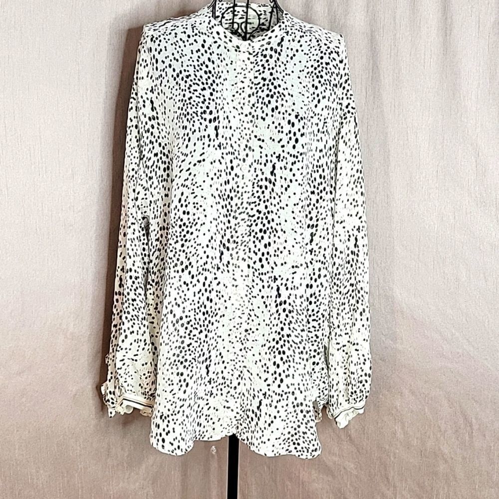 MAX STUDIO Ruffled Cream with Black Dots Button Up Blouse XL